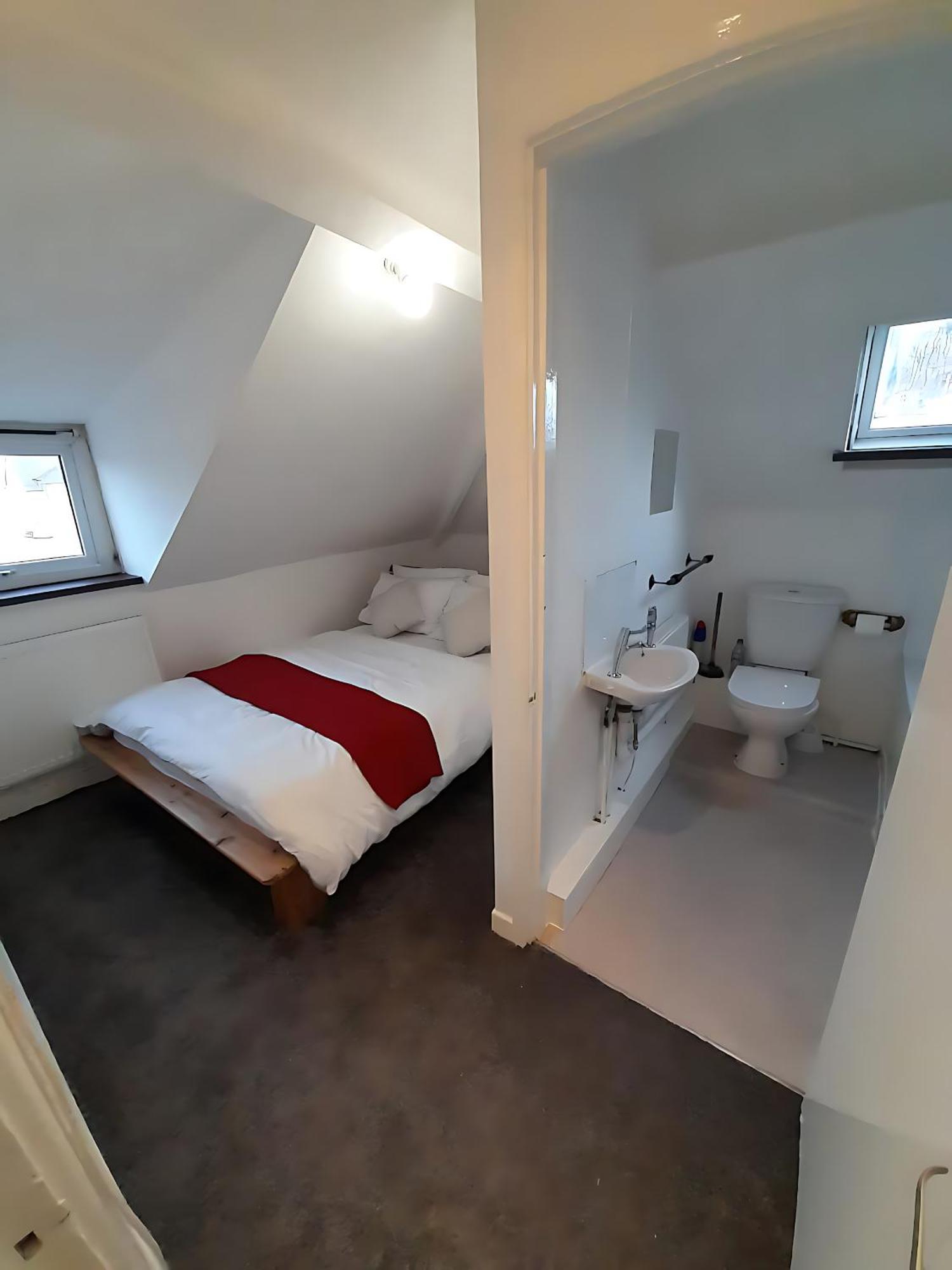 Entire Victoria Park Cardiff Apartment With Free Street Parking Bus 17 And 18 Direct To Cardiff City Centre, Fast Free Wi-Fi Exteriör bild
